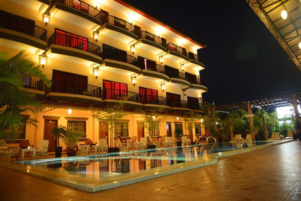Grand Sihanouk Ville Sihanoukville Buitenkant foto